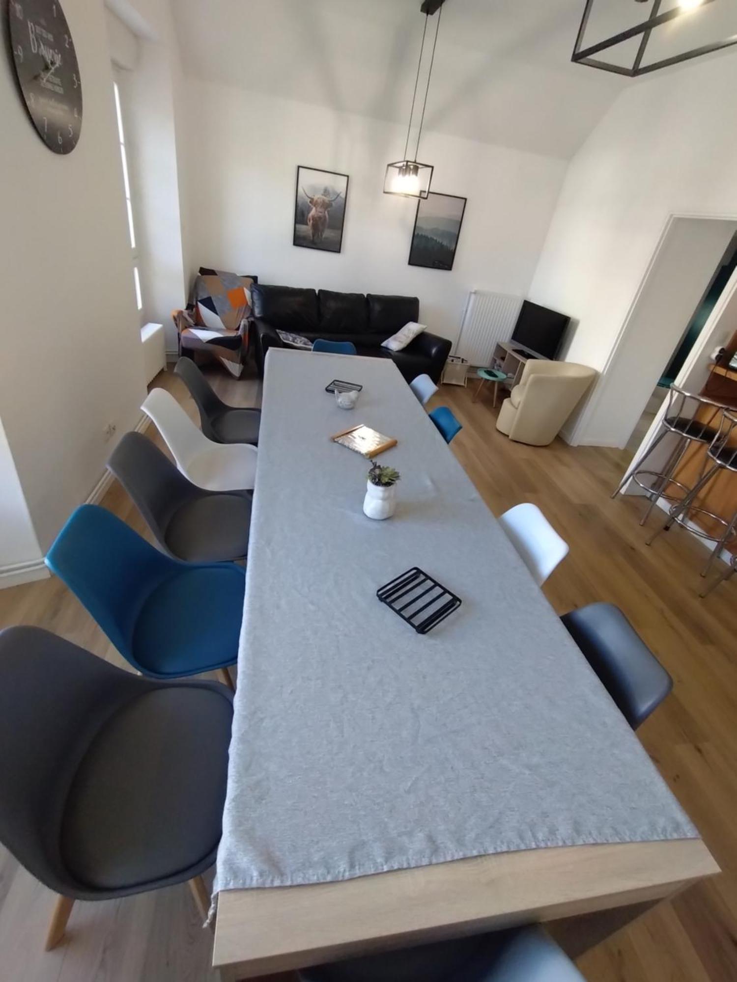 Grande Maison De Ville Renovee,Au Coeur Du Village 维拉尔-德朗 外观 照片